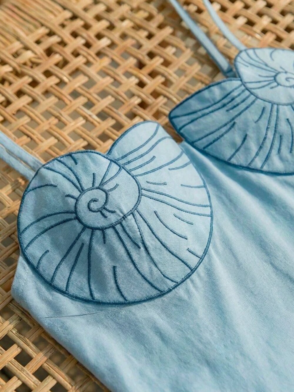 Blue Elegant Women's Vacation Embroidered Shell Baby Long Dress - Picture 6 of 6